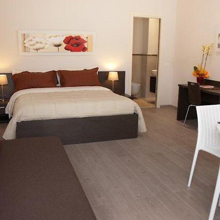 Il Marlo Suite & Breakfast Marina Di Carrara Bilik gambar